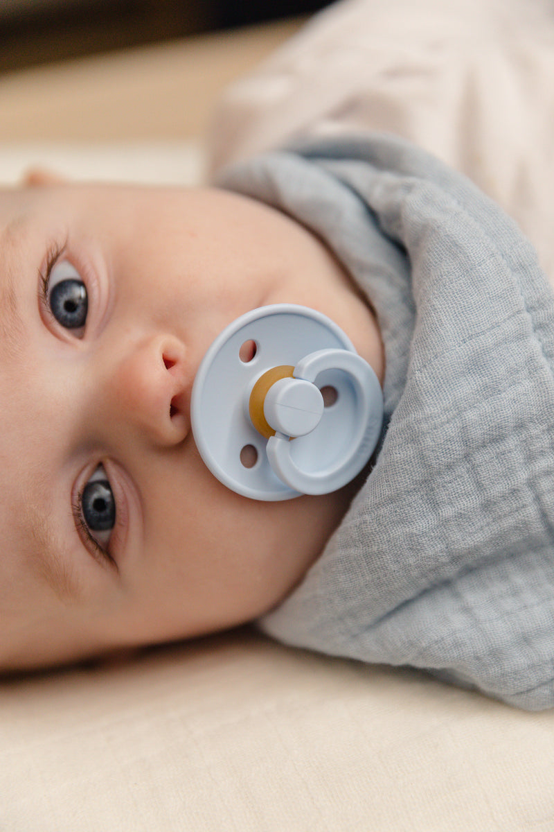 bandana bib / baby blue