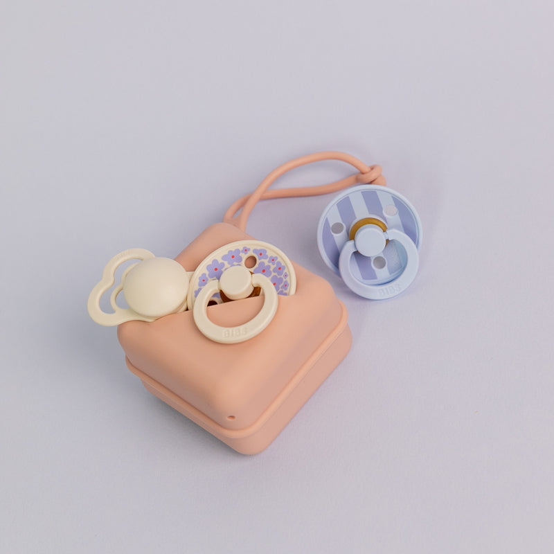pacifier case / blush