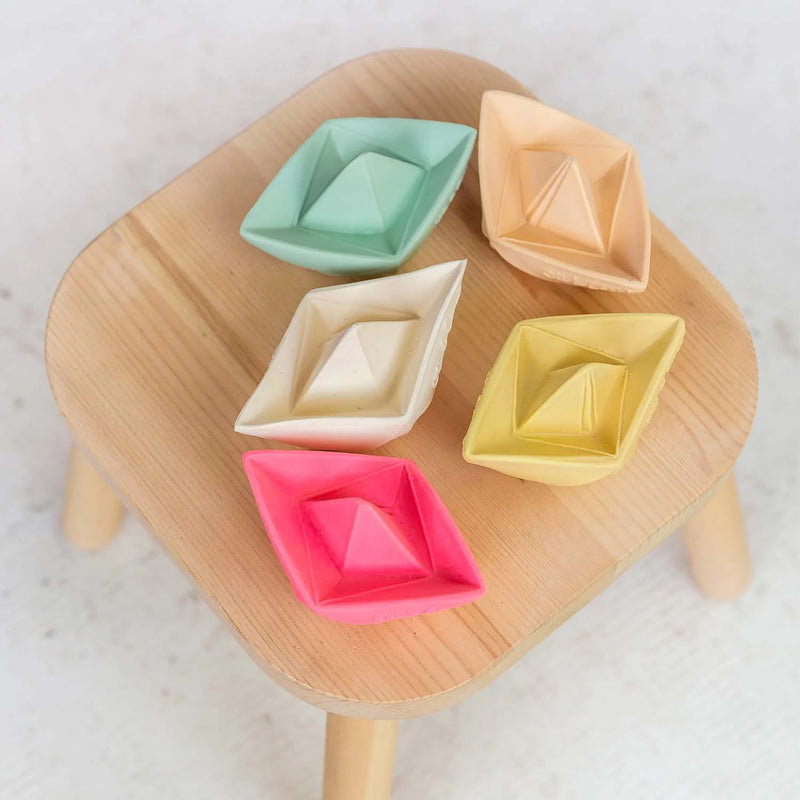 origami boat bath toy / white